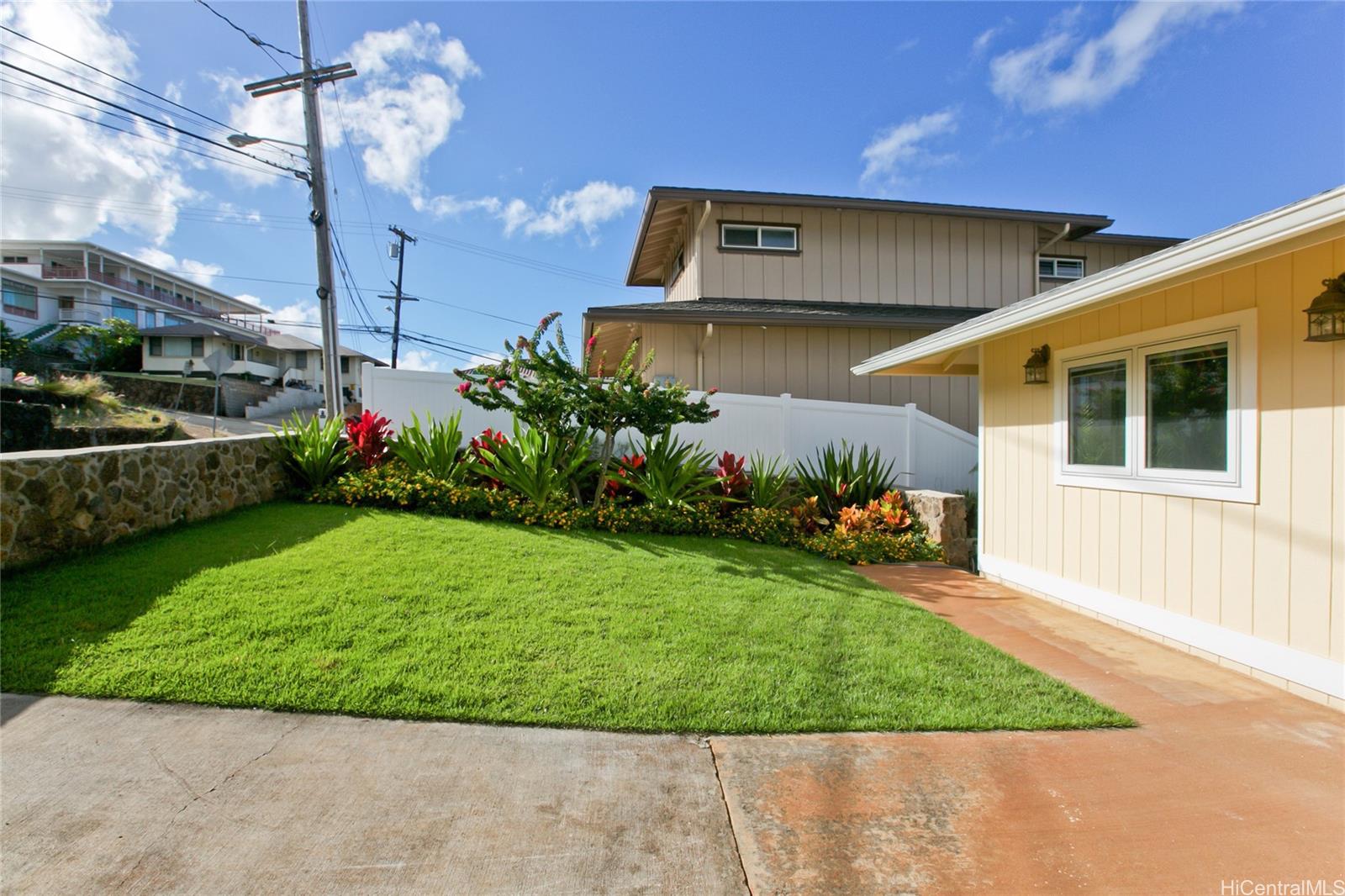 3043 Alencastre Pl Honolulu - Rental - photo 18 of 24