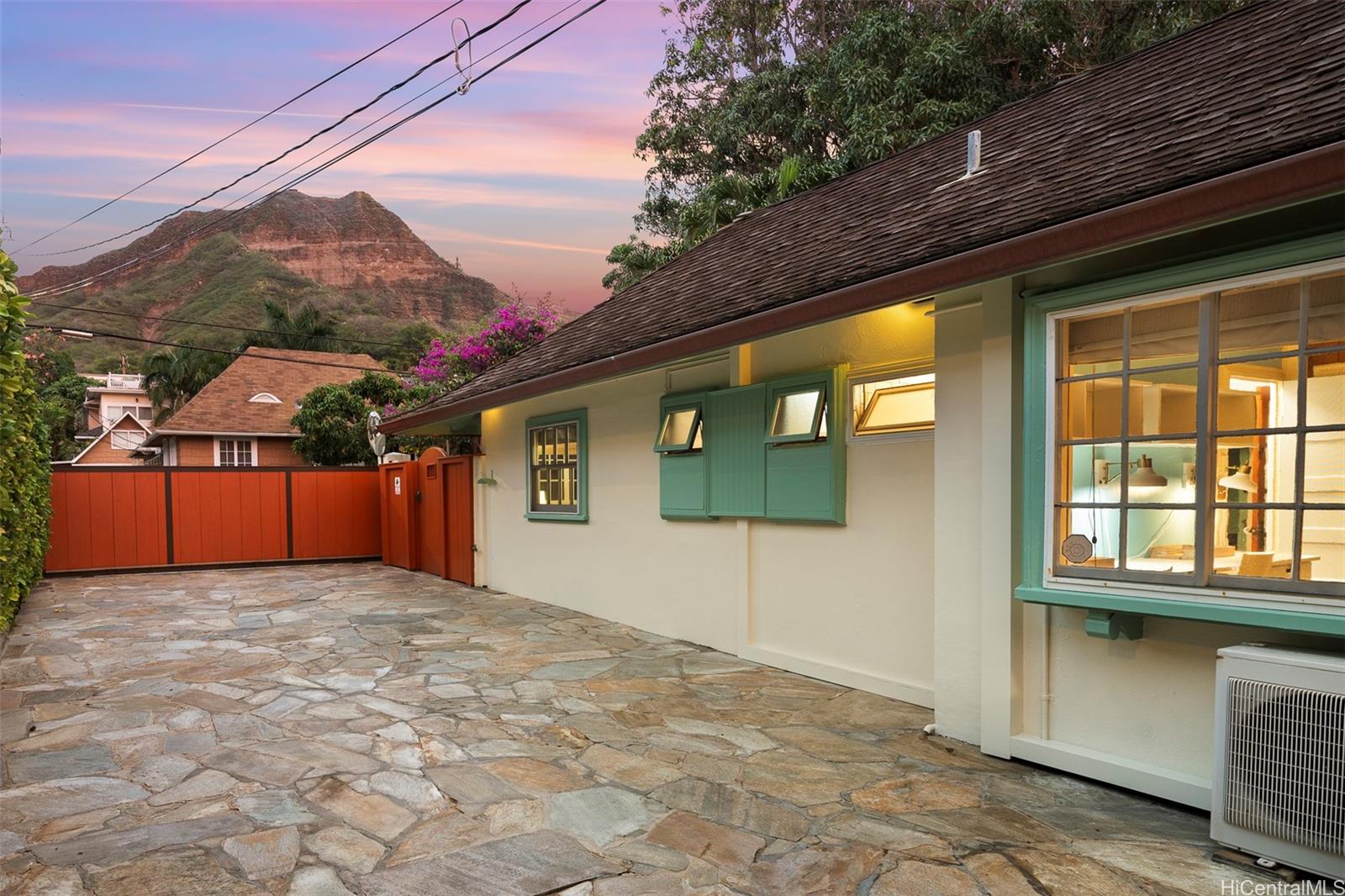 3043  Diamond Head Rd Diamond Head, Diamond Head home - photo 21 of 25