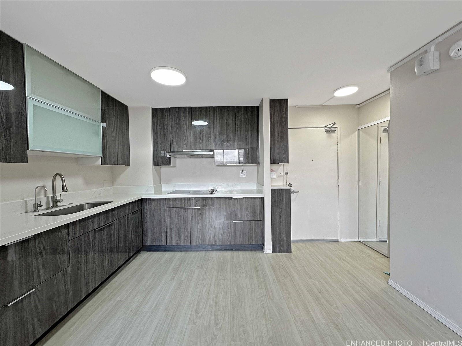 Harbour Ridge condo # 1003, Honolulu, Hawaii - photo 4 of 14