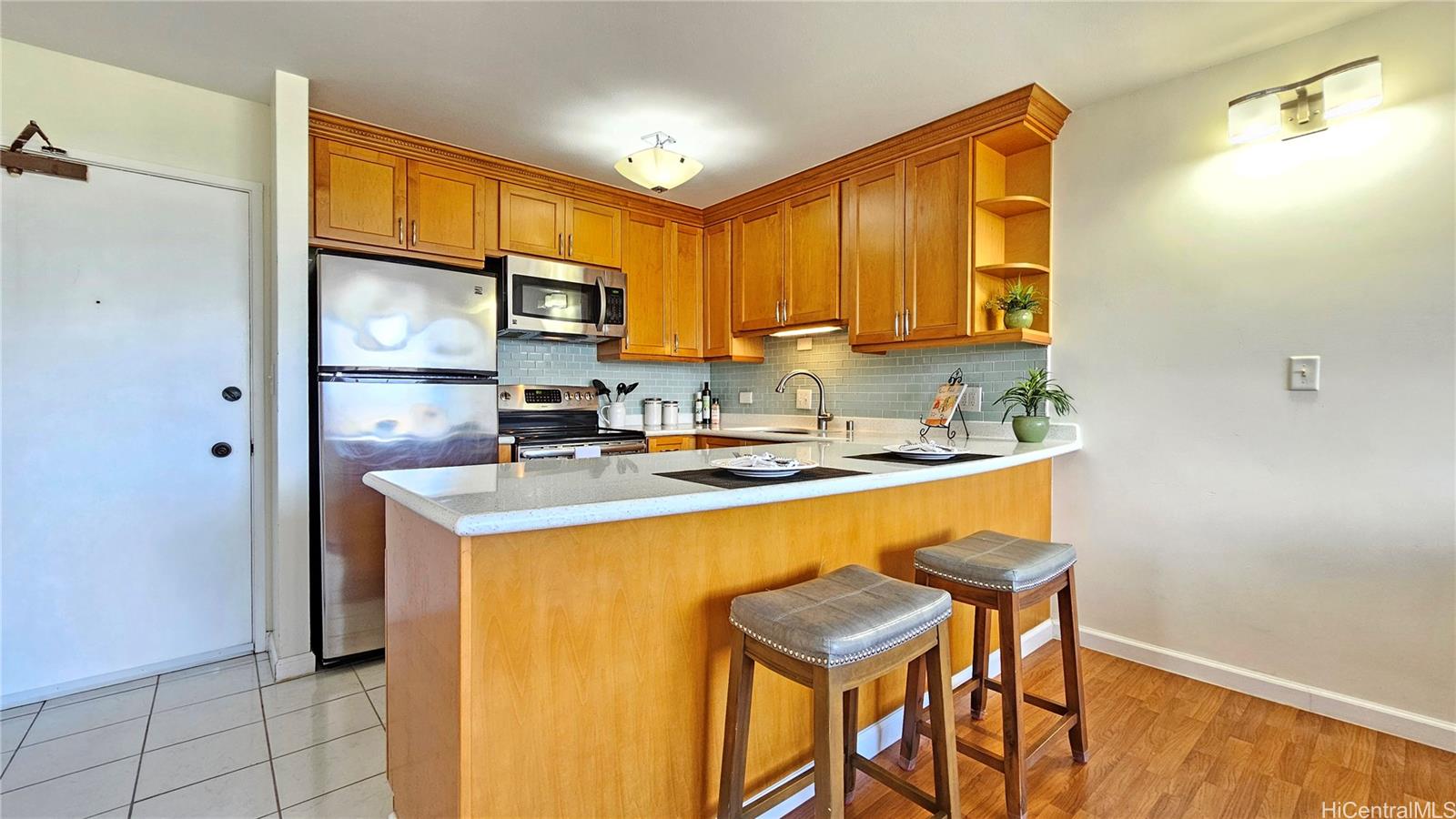 Harbour Ridge condo # 1101, Honolulu, Hawaii - photo 2 of 22