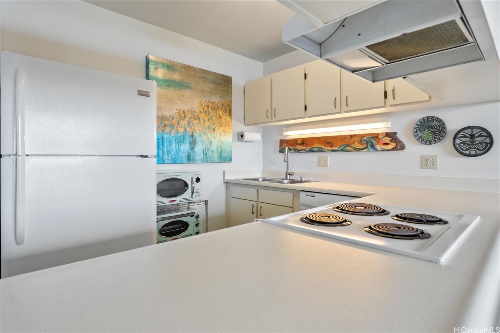 HARBOUR RIDGE condo # 1104, Honolulu, Hawaii - photo 6 of 21