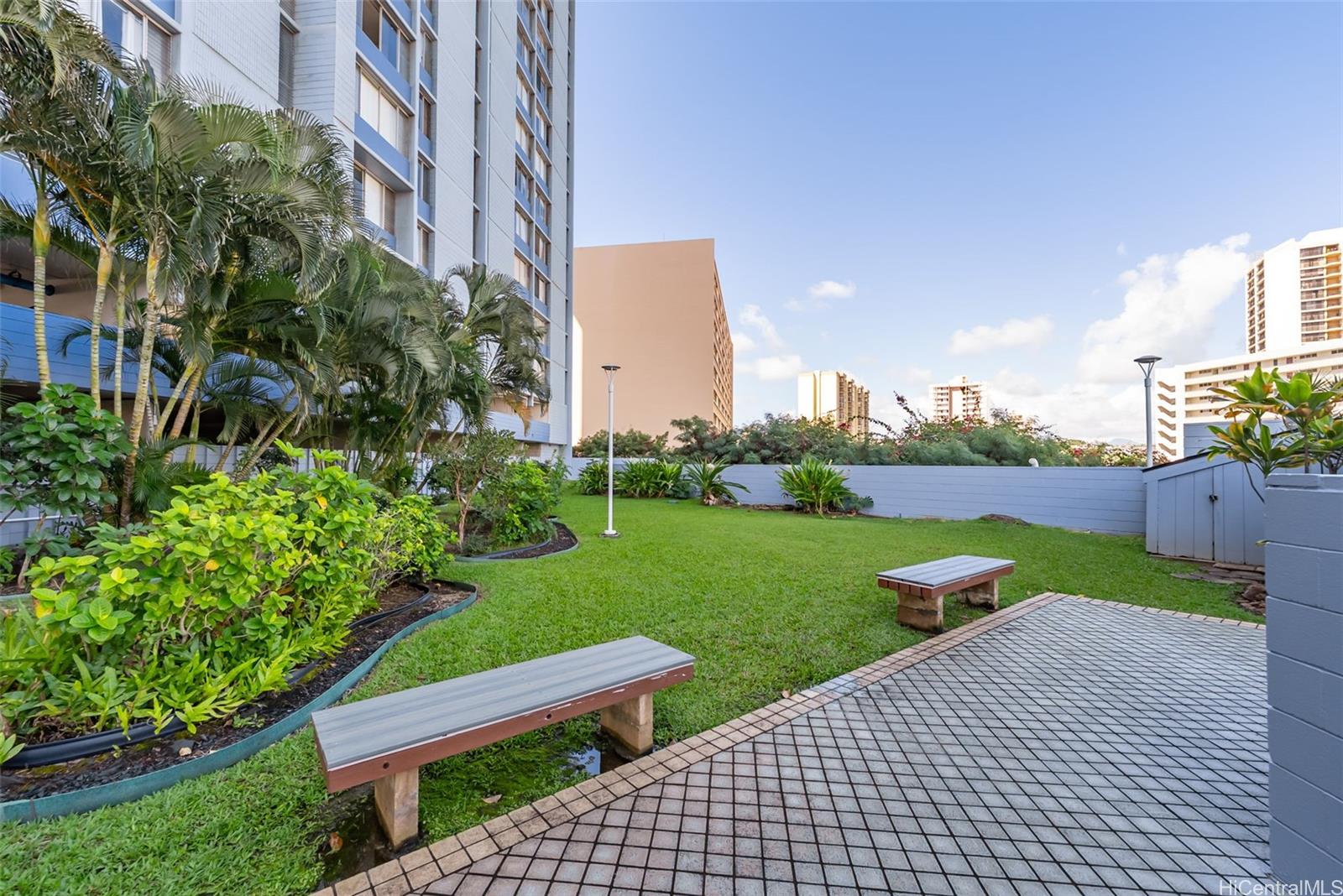Harbour Ridge condo # 1305, Honolulu, Hawaii - photo 17 of 18
