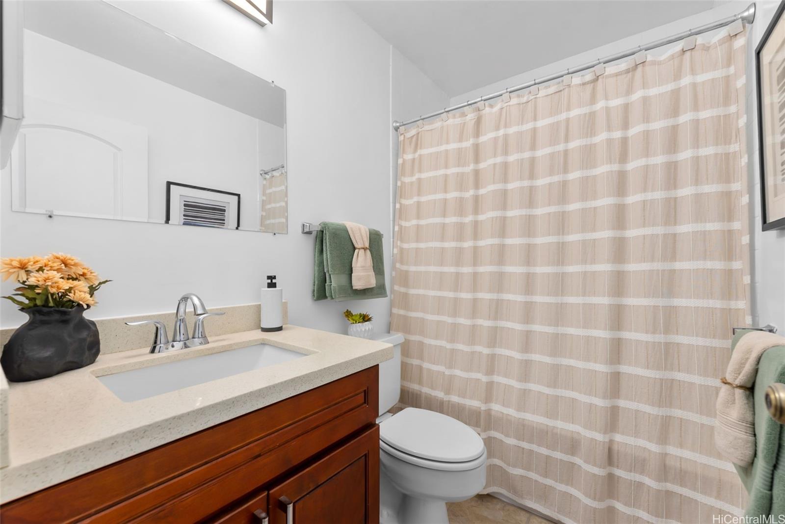 Harbour Ridge condo # 1305, Honolulu, Hawaii - photo 17 of 24