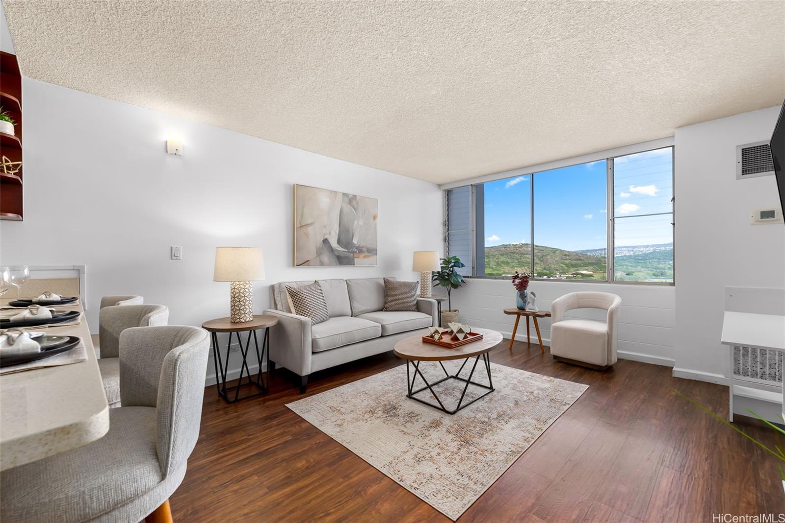 Harbour Ridge condo # 1305, Honolulu, Hawaii - photo 6 of 24