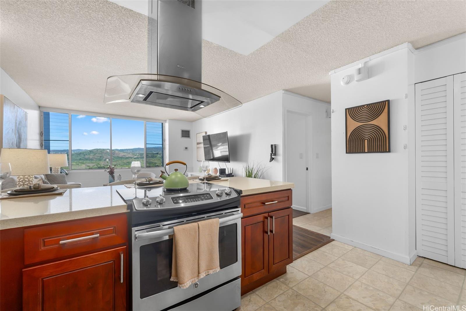 Harbour Ridge condo # 1305, Honolulu, Hawaii - photo 9 of 24