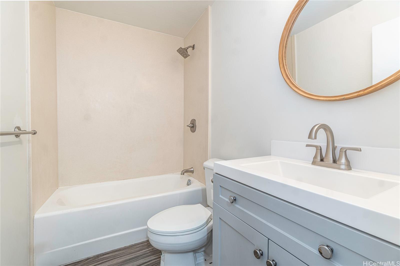 Harbour Ridge condo # 1518, Honolulu, Hawaii - photo 15 of 25