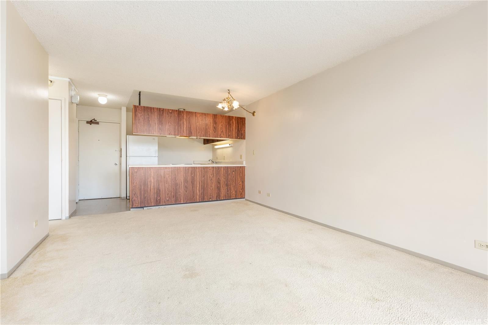 Harbour Ridge condo # 1701, Honolulu, Hawaii - photo 3 of 24