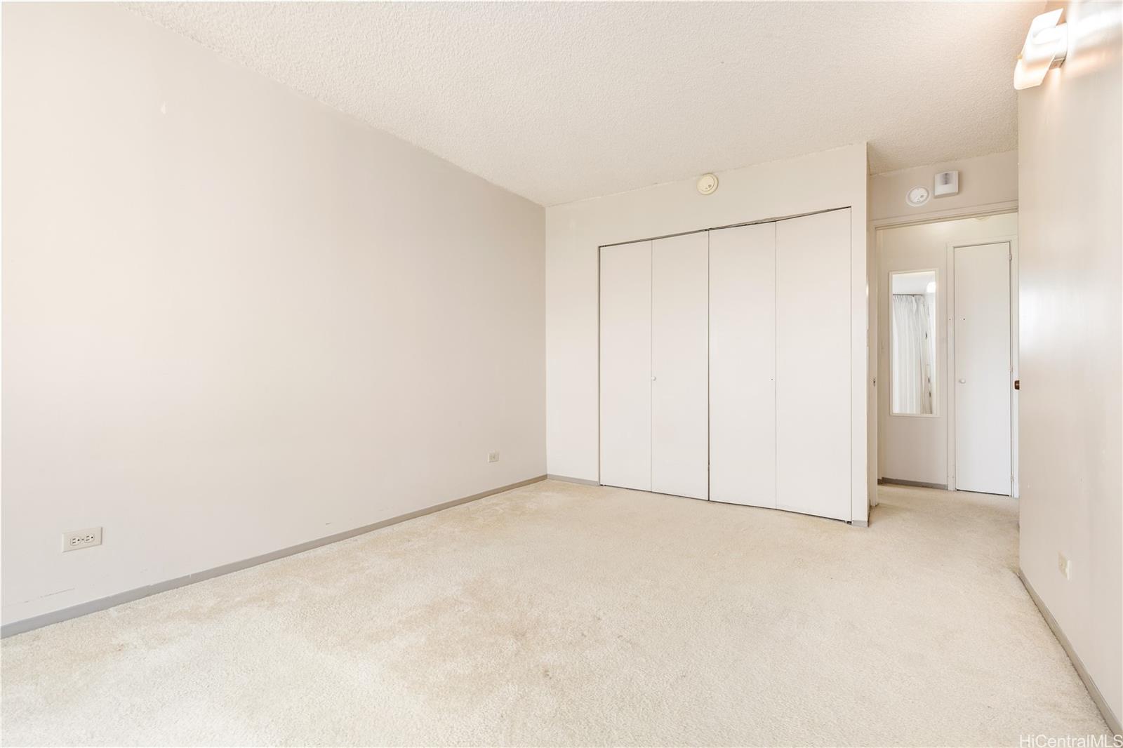 Harbour Ridge condo # 1701, Honolulu, Hawaii - photo 8 of 24