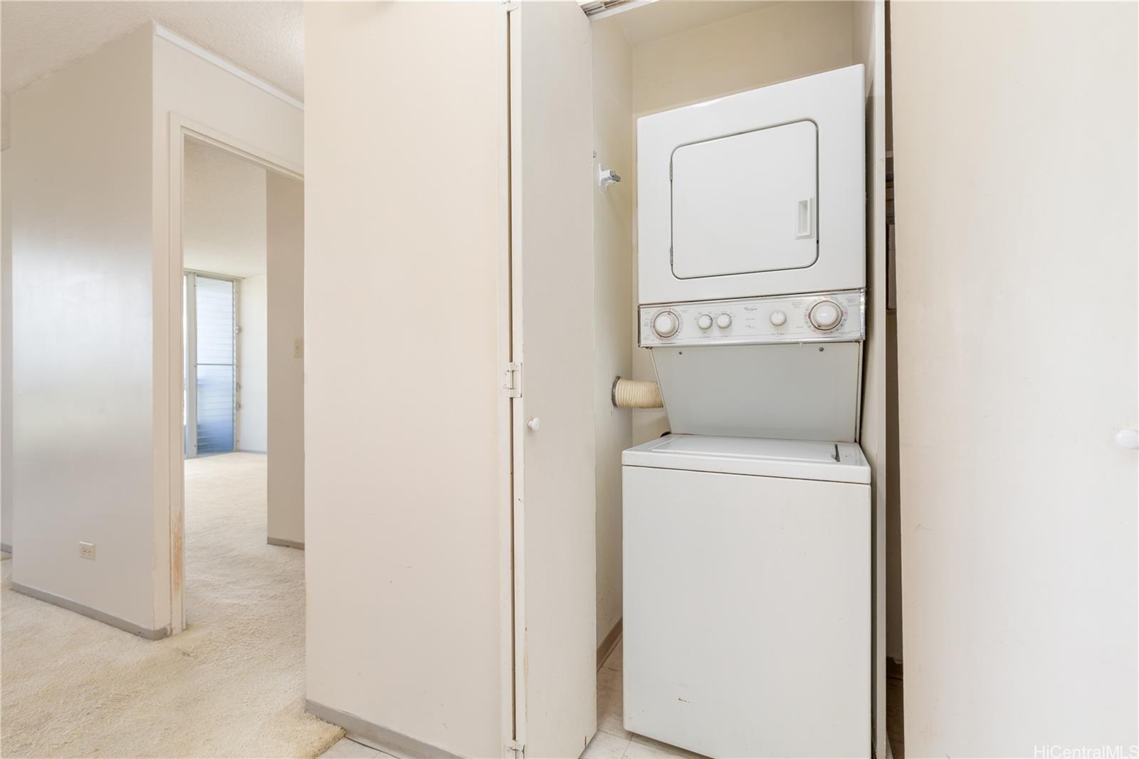 Harbour Ridge condo # 1701, Honolulu, Hawaii - photo 10 of 24