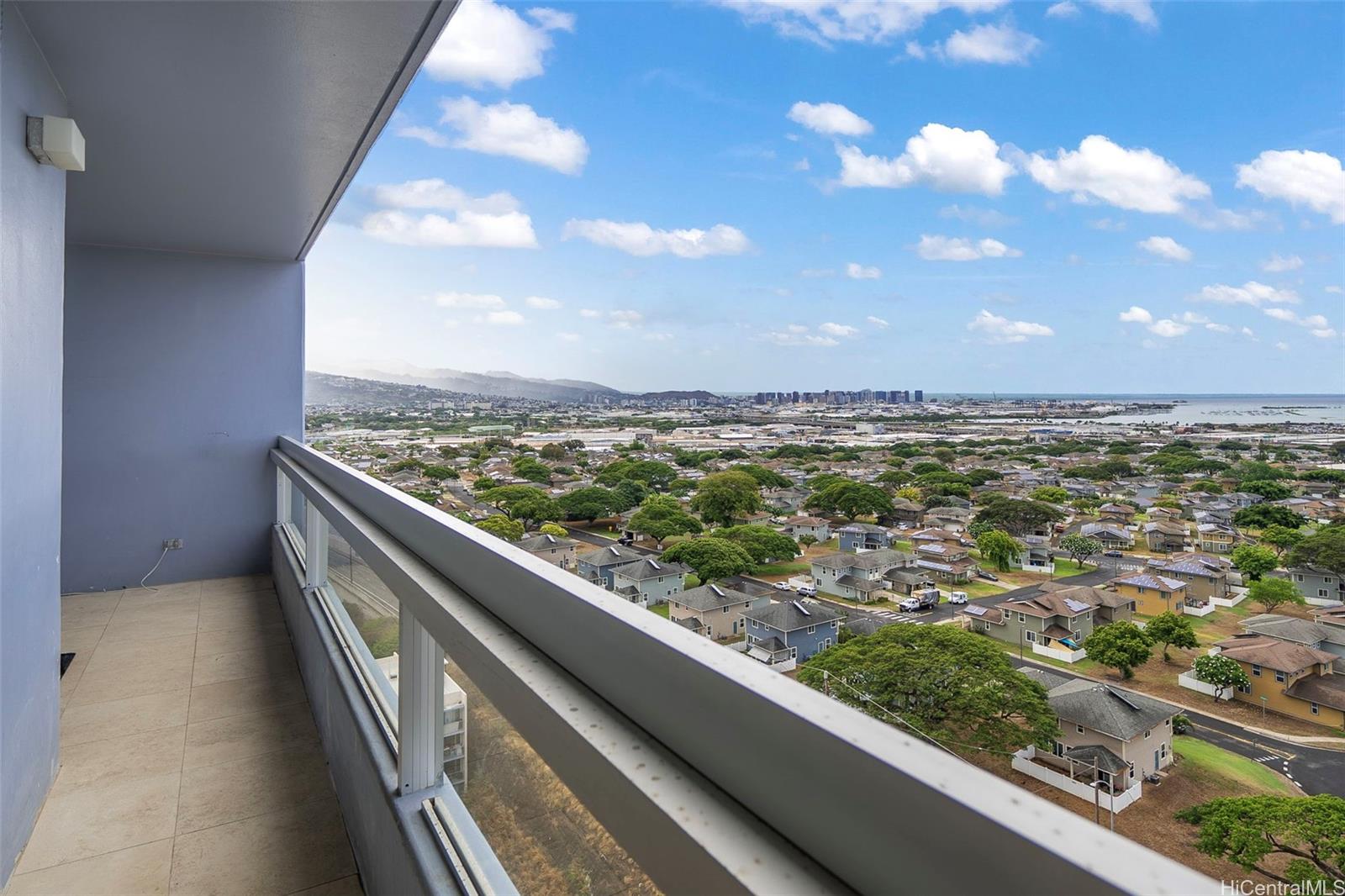 Harbour Ridge condo # 1810, Honolulu, Hawaii - photo 18 of 24