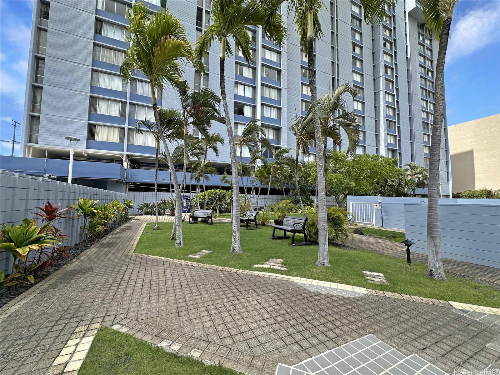 Harbour Ridge condo # 1814, Honolulu, Hawaii - photo 14 of 16