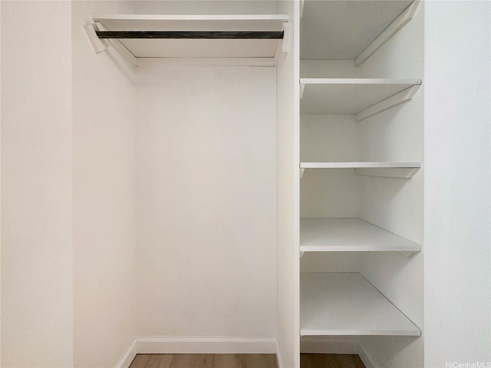 Harbour Ridge condo # 1814, Honolulu, Hawaii - photo 10 of 16