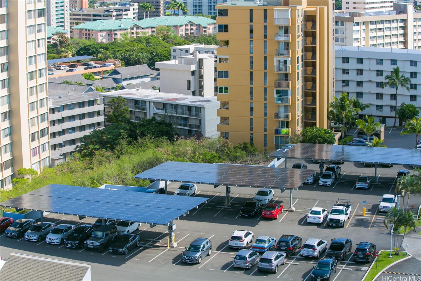 Harbour Ridge condo # 302, Honolulu, Hawaii - photo 8 of 17