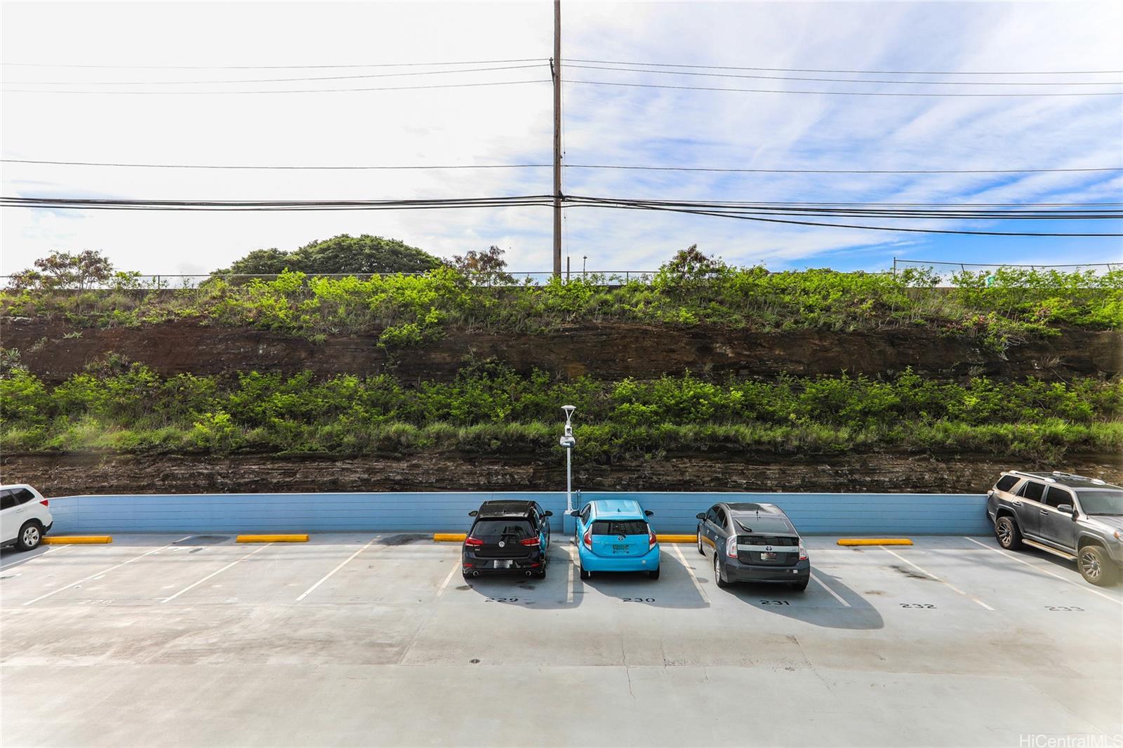 Harbour Ridge condo # 302, Honolulu, Hawaii - photo 9 of 17