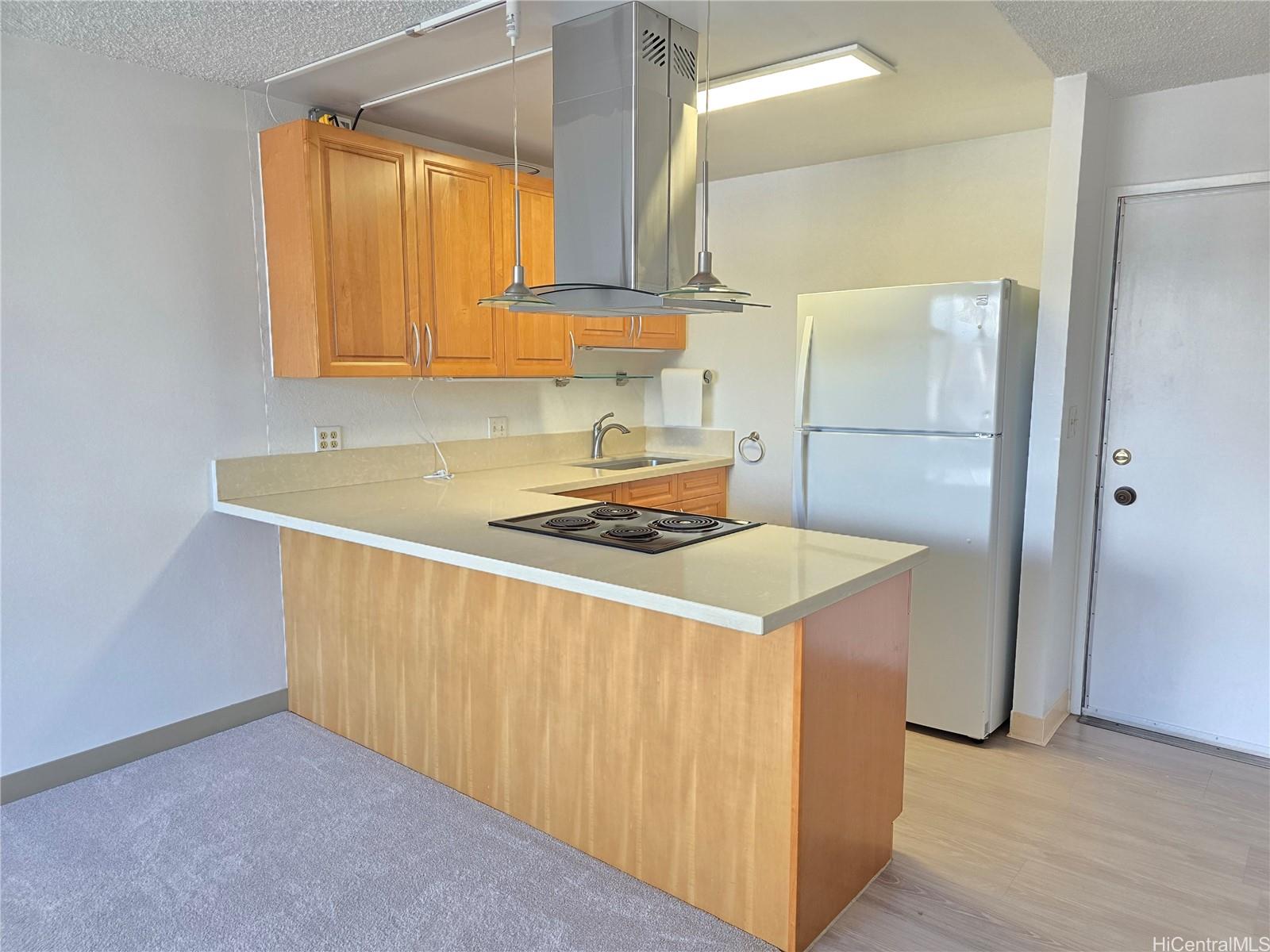 Harbour Ridge condo # 319, Honolulu, Hawaii - photo 3 of 12