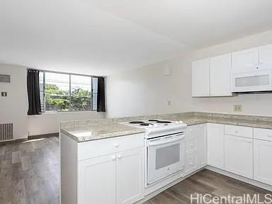 Harbour Ridge condo # 406, Honolulu, Hawaii - photo 3 of 10