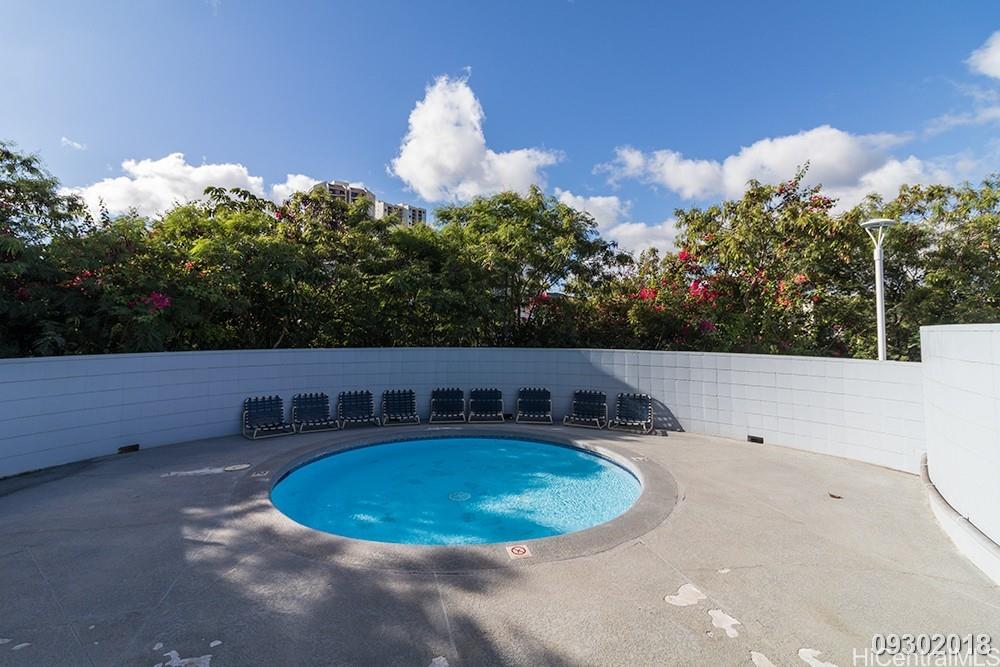 3045 Ala Napuaa Pl Honolulu - Rental - photo 20 of 22