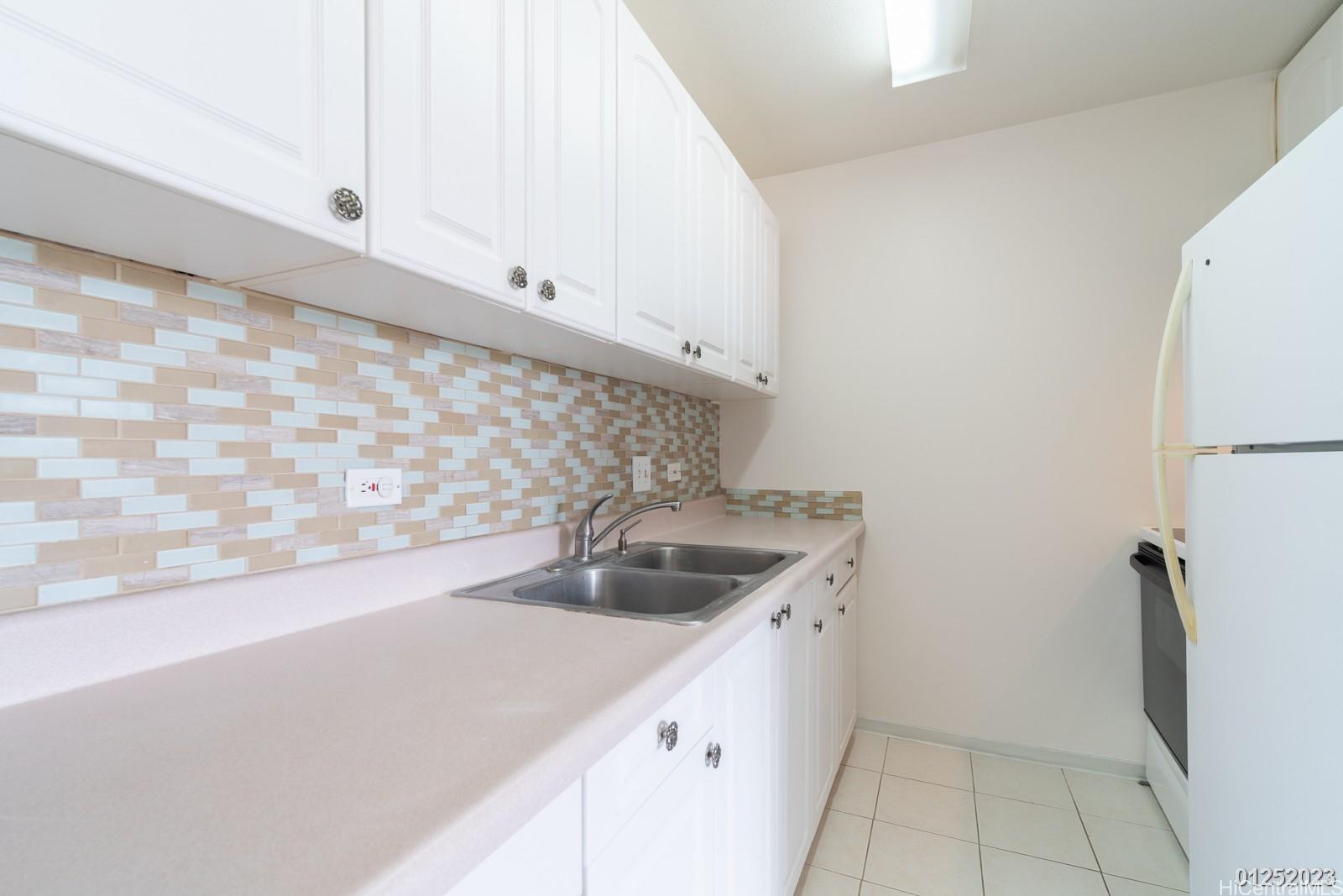 3045 Ala Napuaa Pl Honolulu - Rental - photo 7 of 22