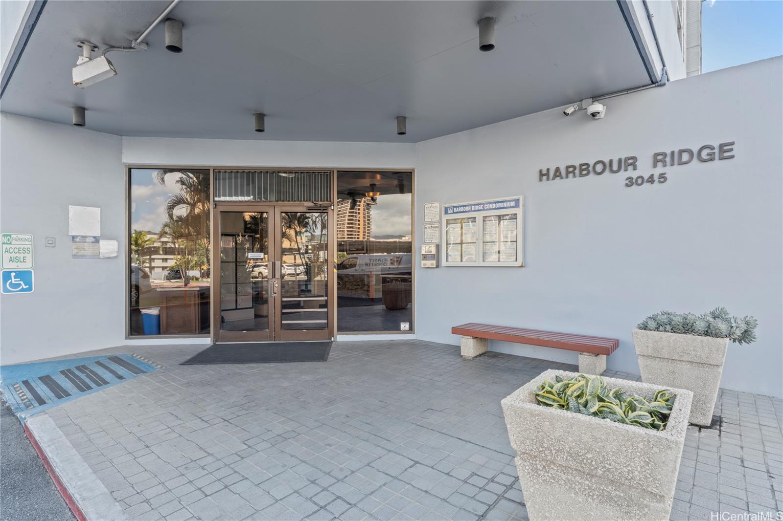 Harbour Ridge condo # 710, Honolulu, Hawaii - photo 23 of 25