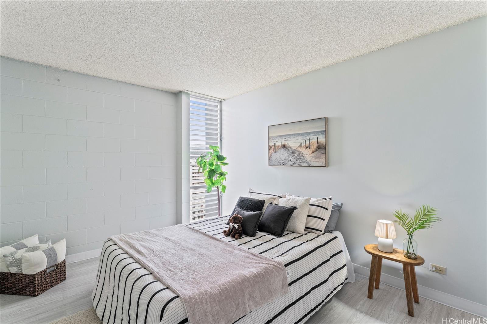 Harbour Ridge condo # 717, Honolulu, Hawaii - photo 6 of 15