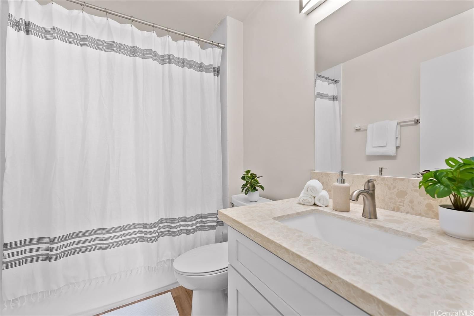 Harbour Ridge condo # 912, Honolulu, Hawaii - photo 11 of 19