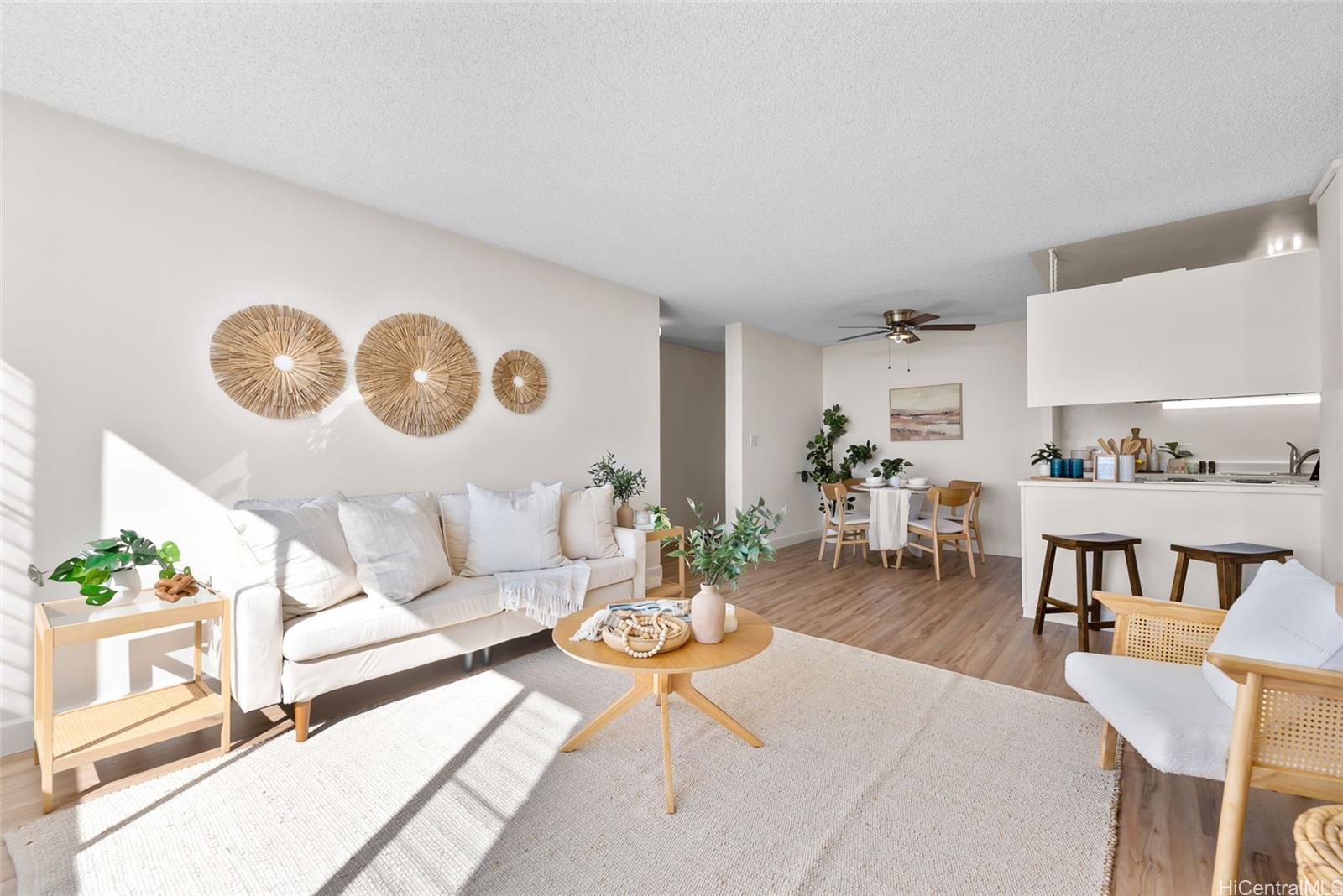 Harbour Ridge condo # 912, Honolulu, Hawaii - photo 3 of 19