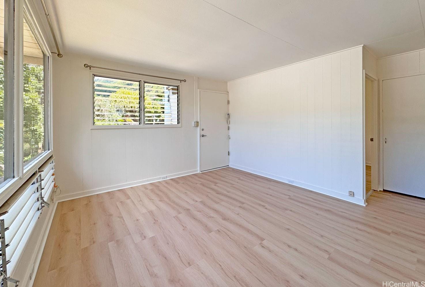 3050 Woolsey Pl Honolulu - Rental - photo 3 of 16