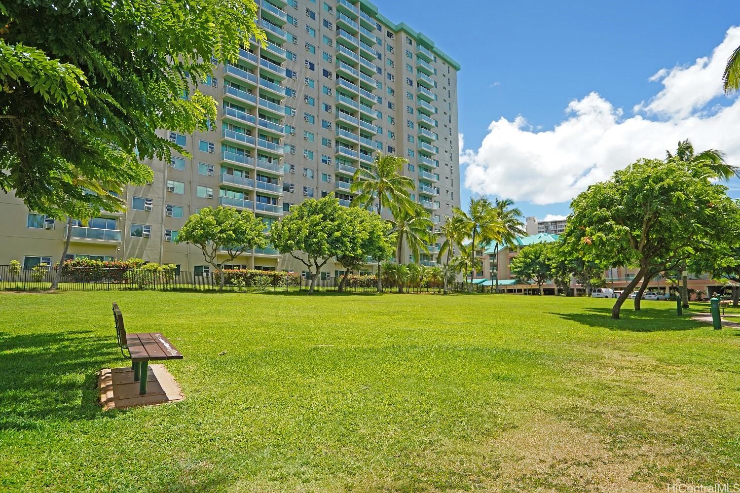 Country Club Village 4 condo # 1104, Honolulu, Hawaii - photo 19 of 21