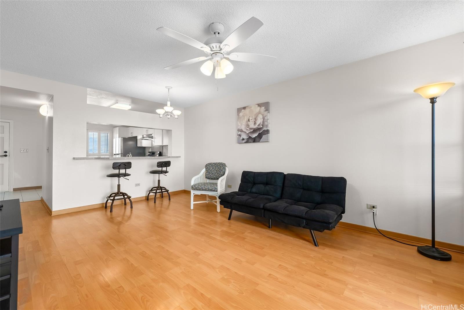 Country Club Village 2 condo # 1809, Honolulu, Hawaii - photo 6 of 25