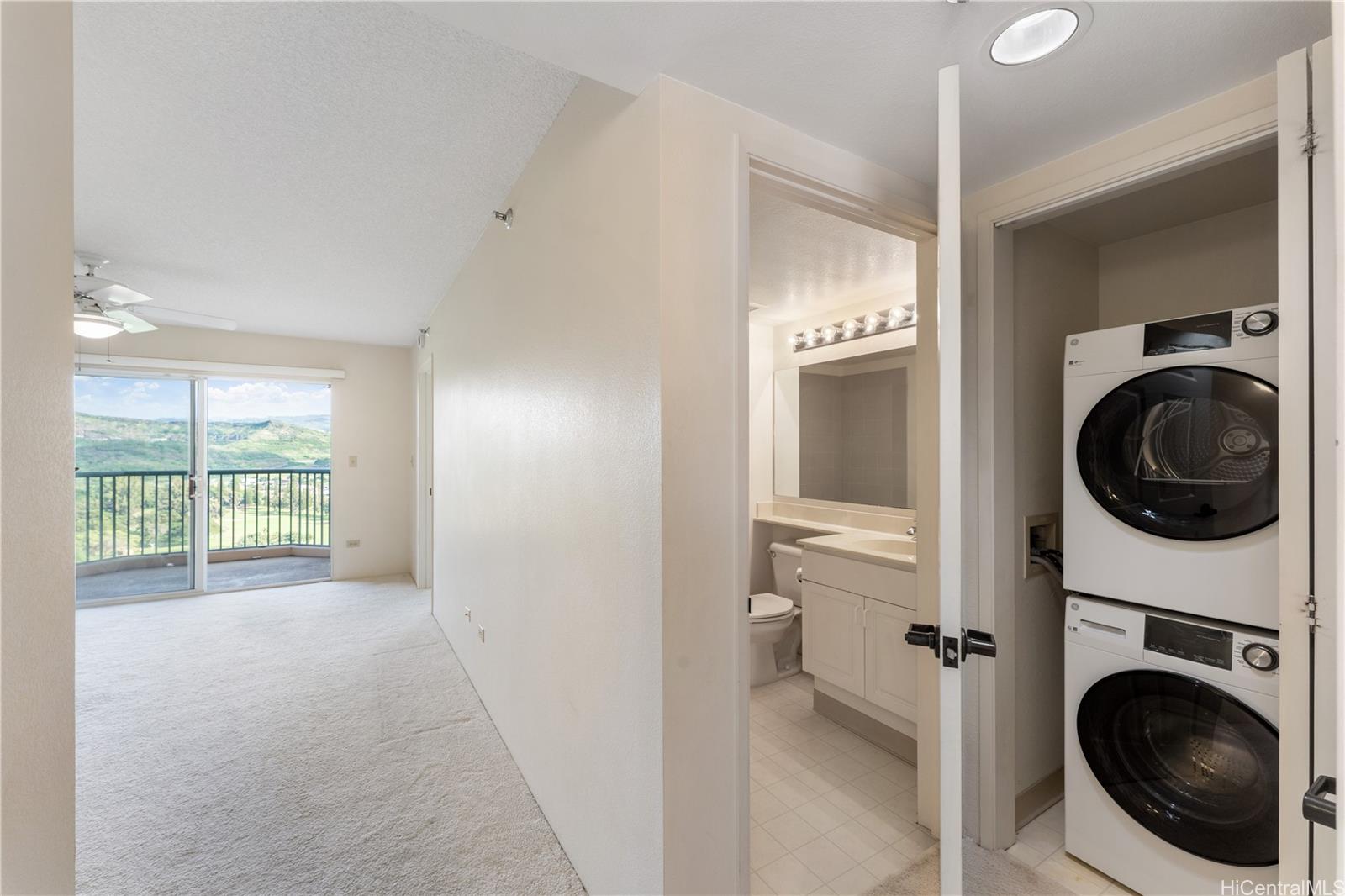 Country Club Village 4 condo # 1902, Honolulu, Hawaii - photo 18 of 25