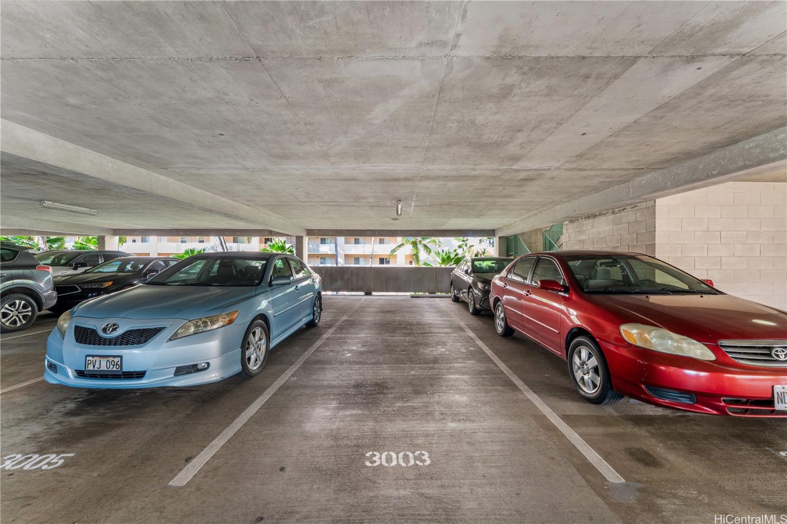 Country Club Village 4 condo # 1902, Honolulu, Hawaii - photo 21 of 25