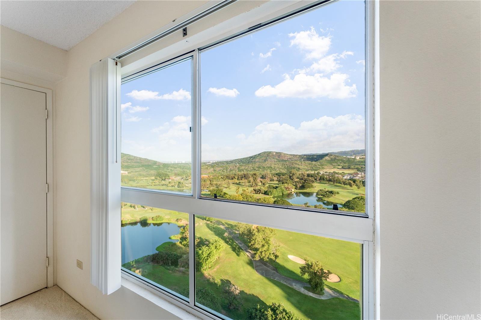 Country Club Village 4 condo # 1902, Honolulu, Hawaii - photo 8 of 25