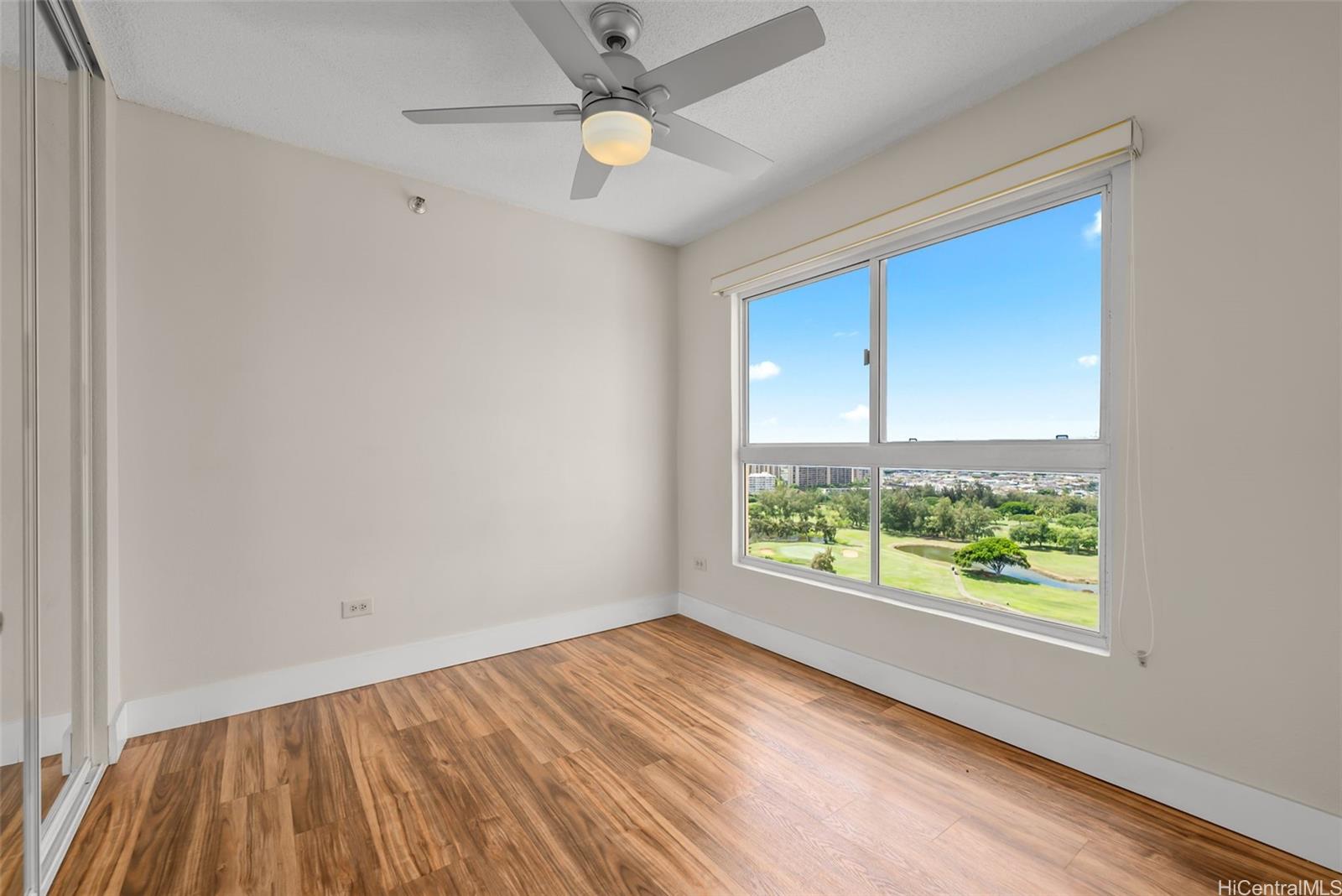 Country Club Village 2 condo # 2011, Honolulu, Hawaii - photo 18 of 18