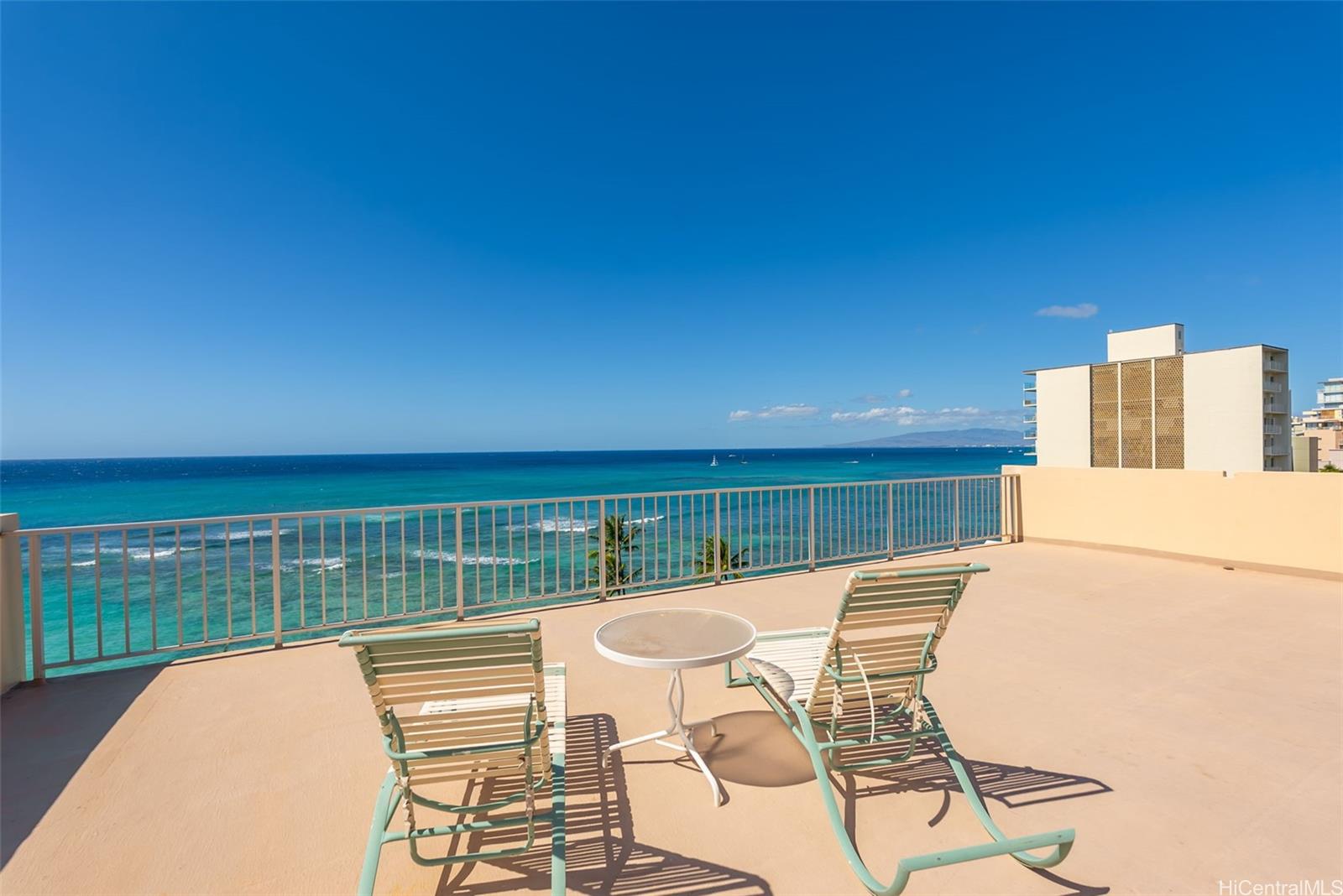 3056 Kalakaua condo # 5W, Honolulu, Hawaii - photo 21 of 25