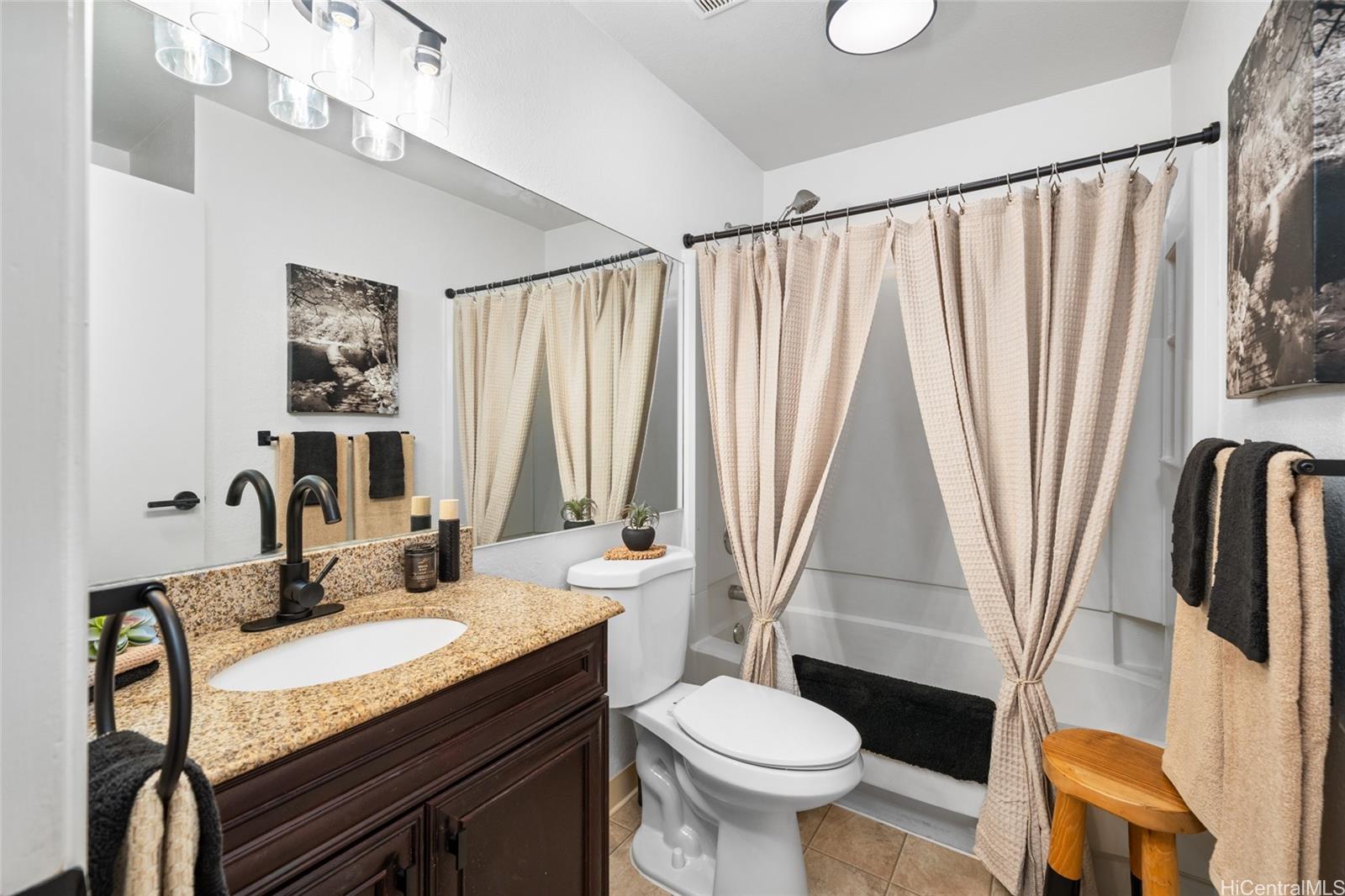 306 Mananai Place townhouse # 4D, Honolulu, Hawaii - photo 16 of 25