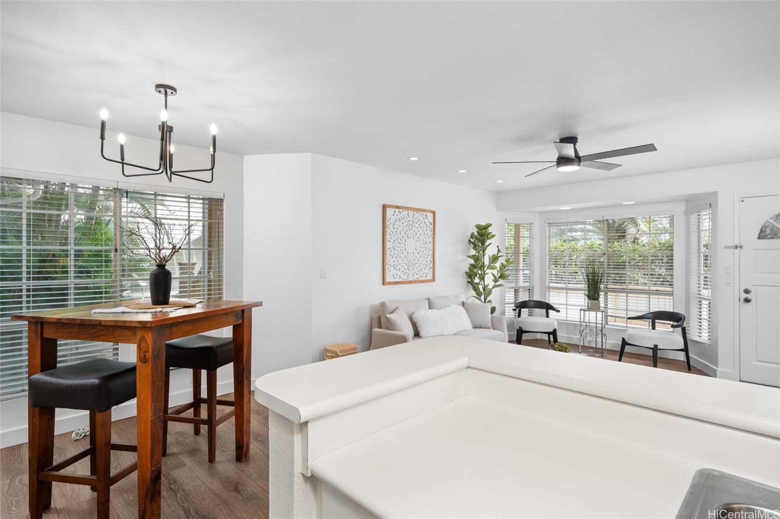 306 Mananai Place townhouse # 4D, Honolulu, Hawaii - photo 8 of 25