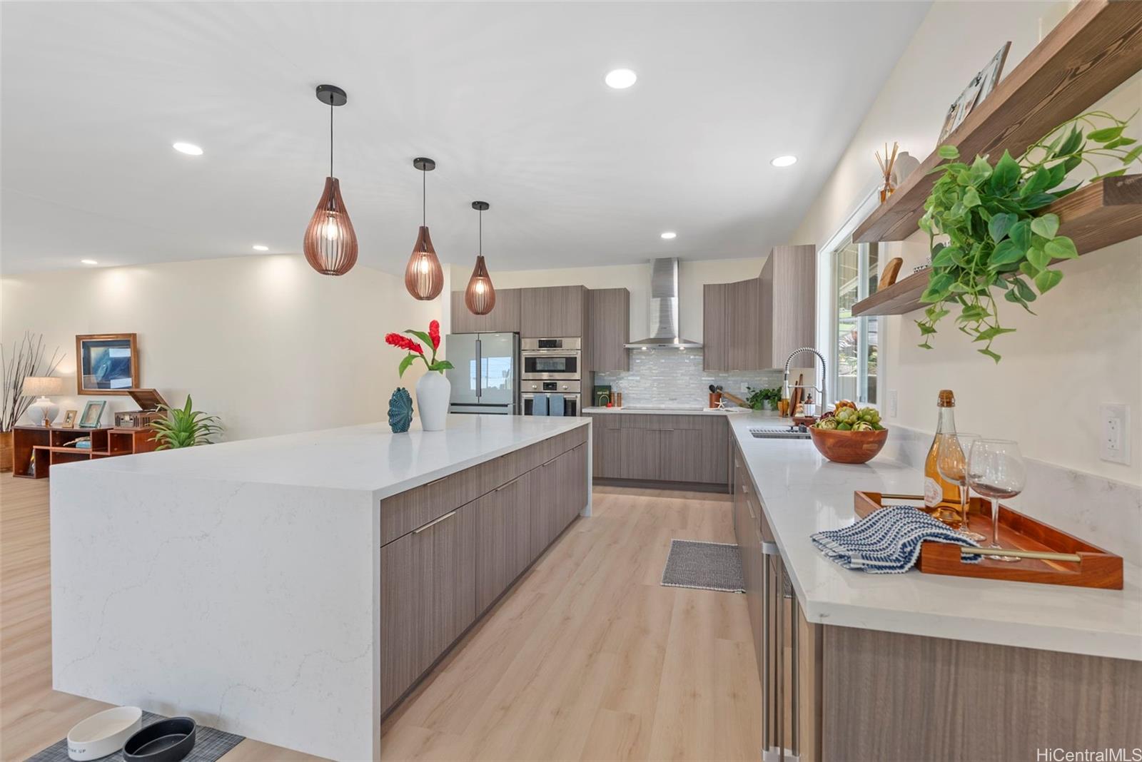 3061  Kahaloa Drive Manoa Area, Honolulu home - photo 7 of 24