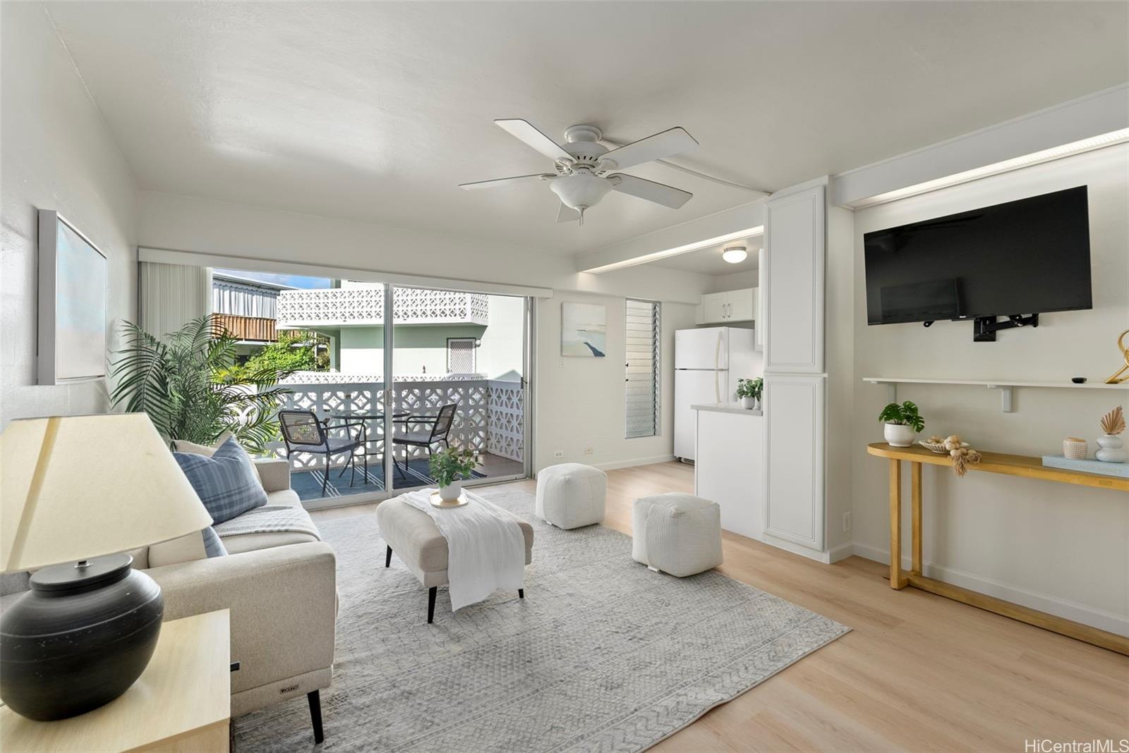 Diamond Head Plaza condo # 203, Honolulu, Hawaii - photo 2 of 19