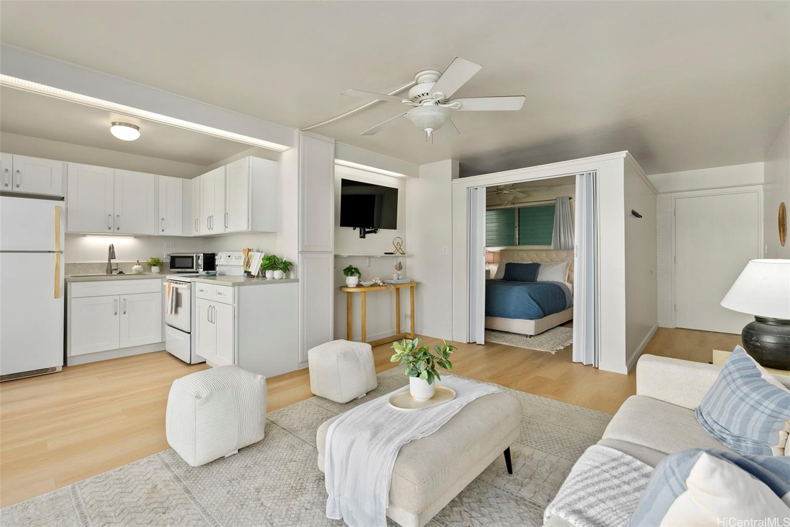 Diamond Head Plaza condo # 203, Honolulu, Hawaii - photo 4 of 19