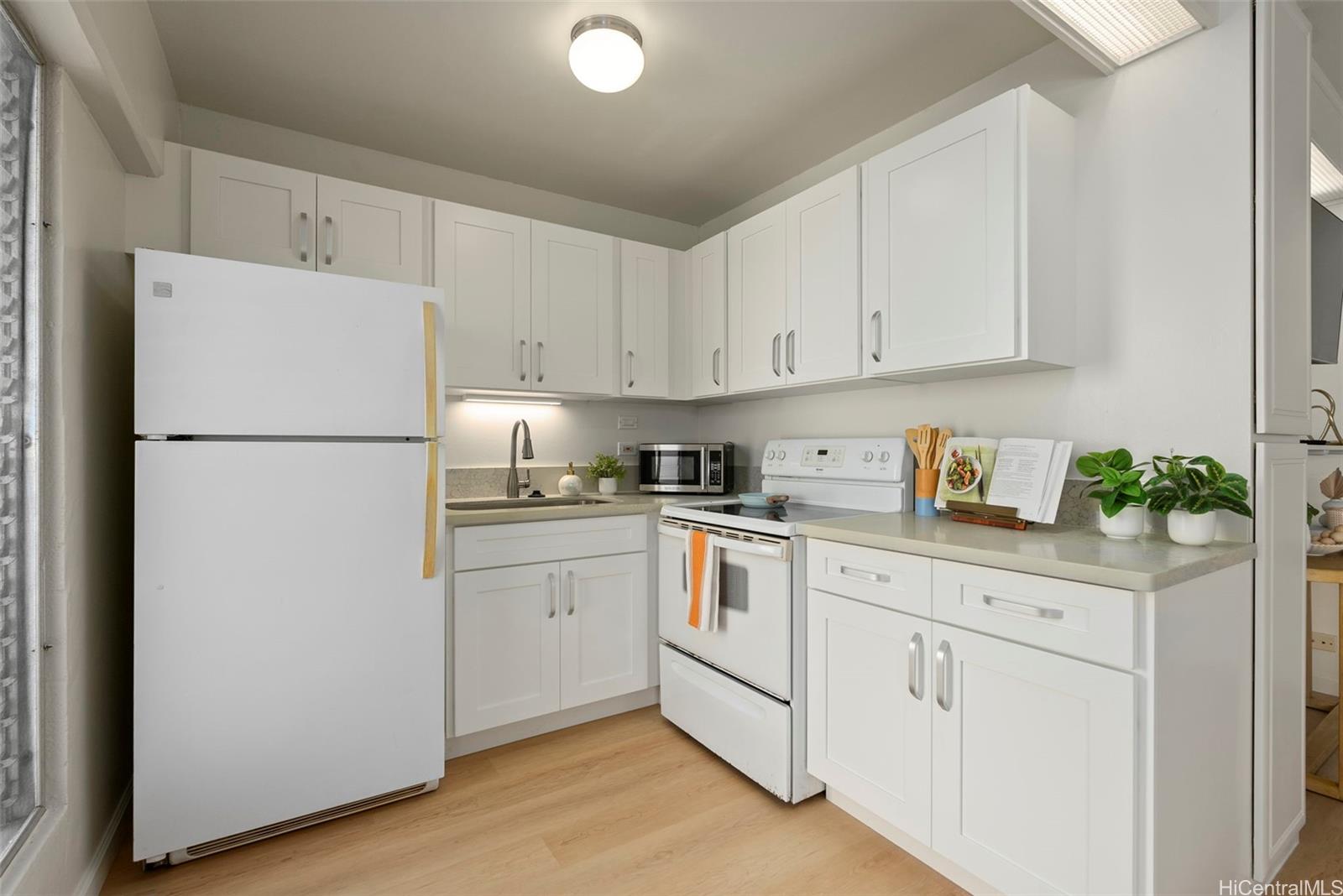 Diamond Head Plaza condo # 203, Honolulu, Hawaii - photo 5 of 19