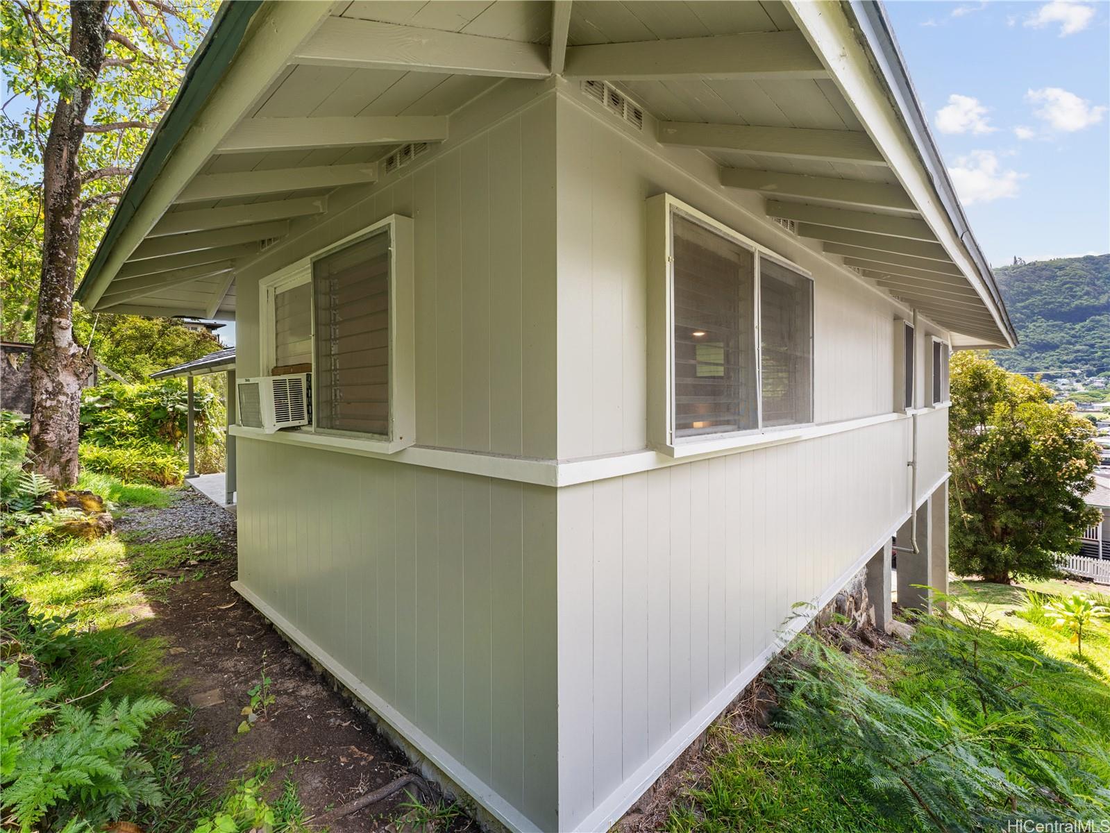 3063  Woolsey Place Manoa Area, Honolulu home - photo 20 of 25