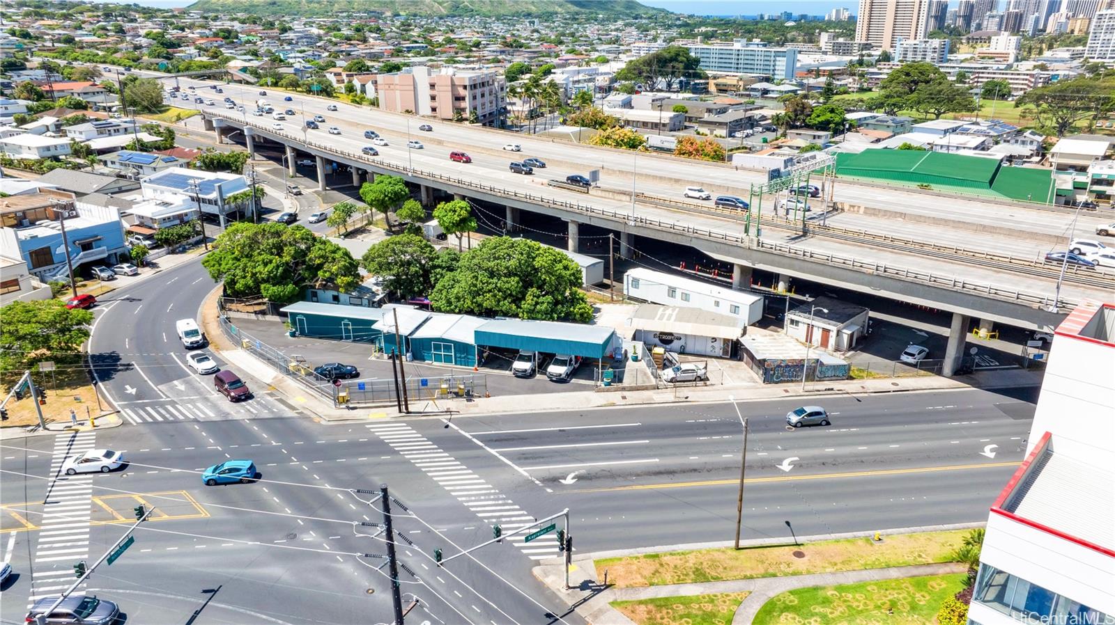 3065 Kapiolani Blvd Honolulu Oahu commercial real estate photo3 of 9