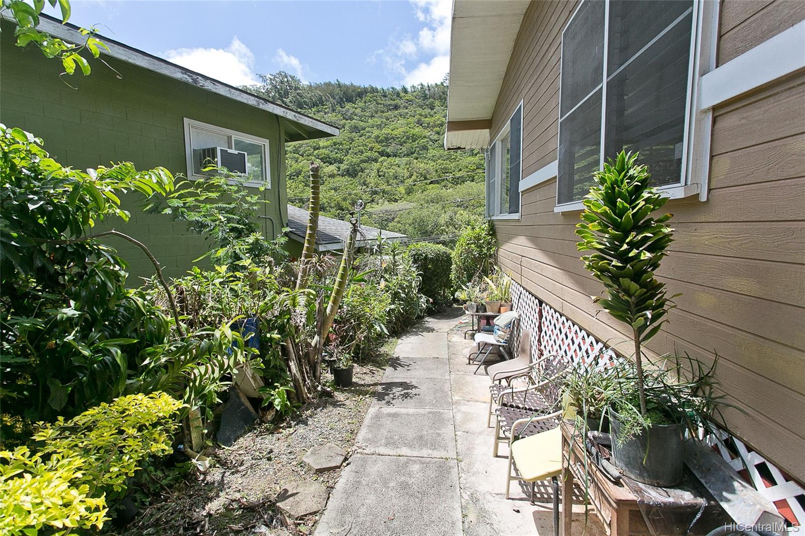 3069 Nihi Street , Honolulu, Hi 96819 home Kalihi Valley Honolulu