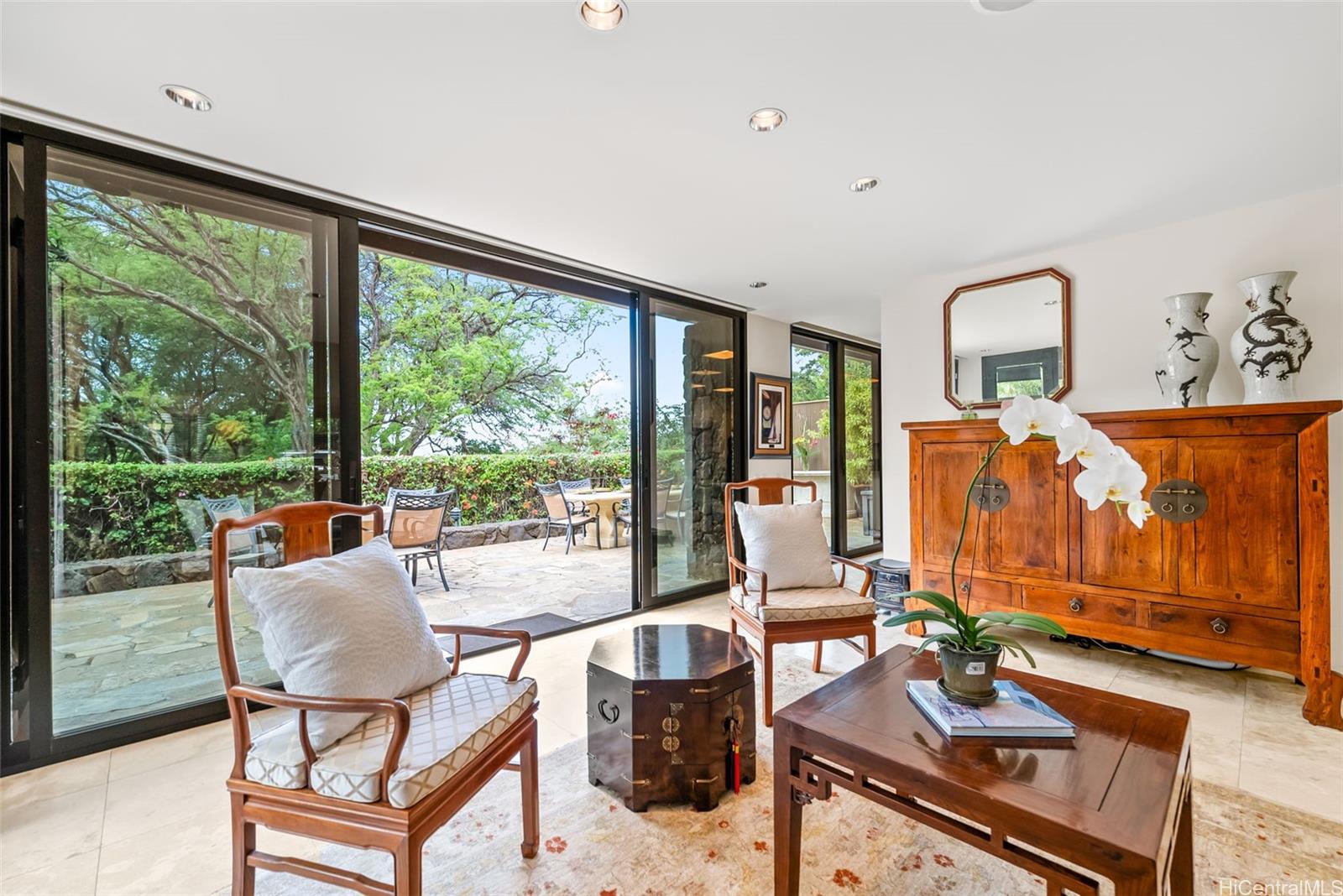 3071  La Pietra Circle Diamond Head, Diamond Head home - photo 4 of 23