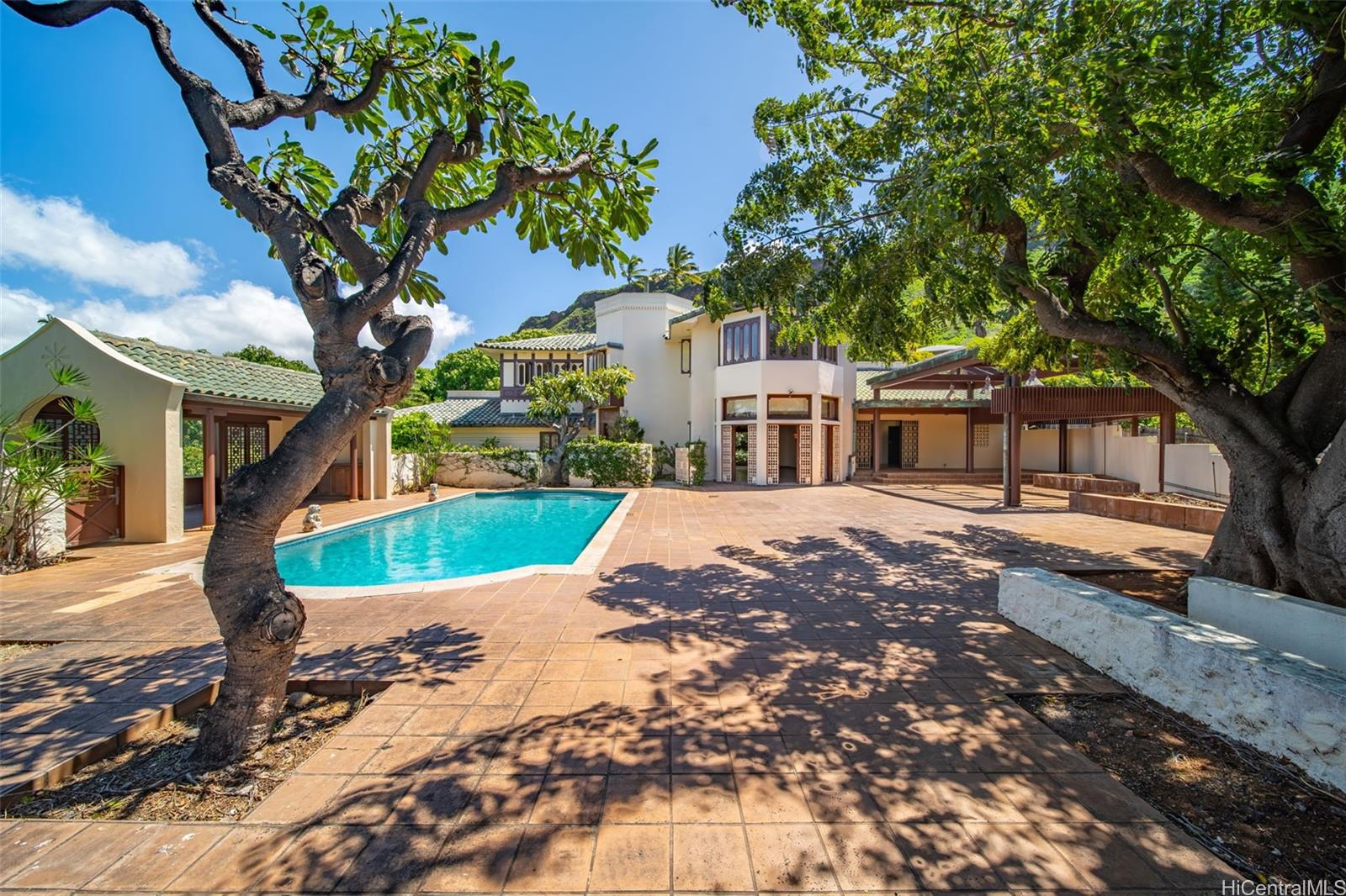 3073  Noela Drive Diamond Head, Diamond Head home - photo 19 of 25