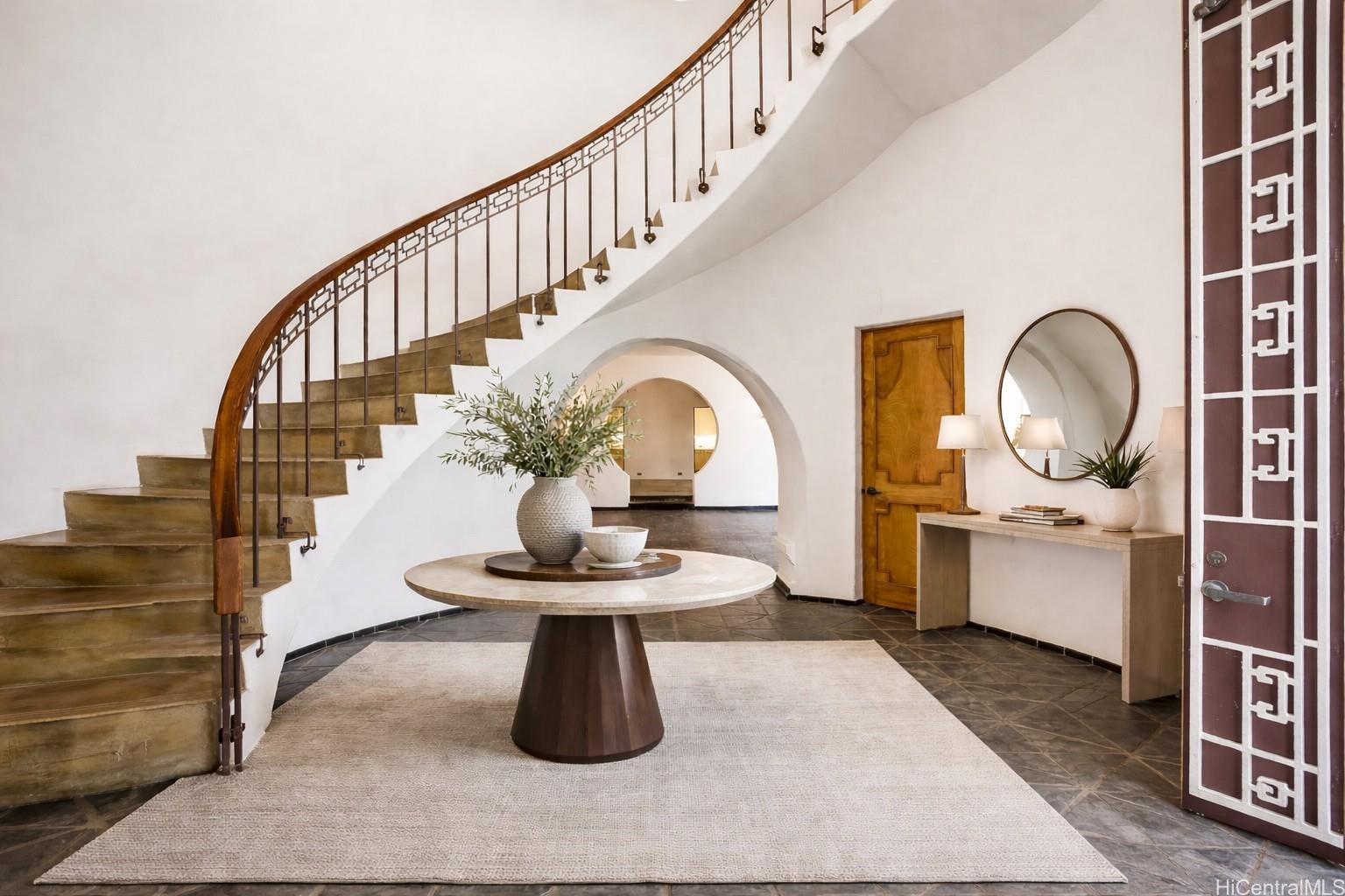 3073  Noela Drive Diamond Head, Diamond Head home - photo 4 of 25