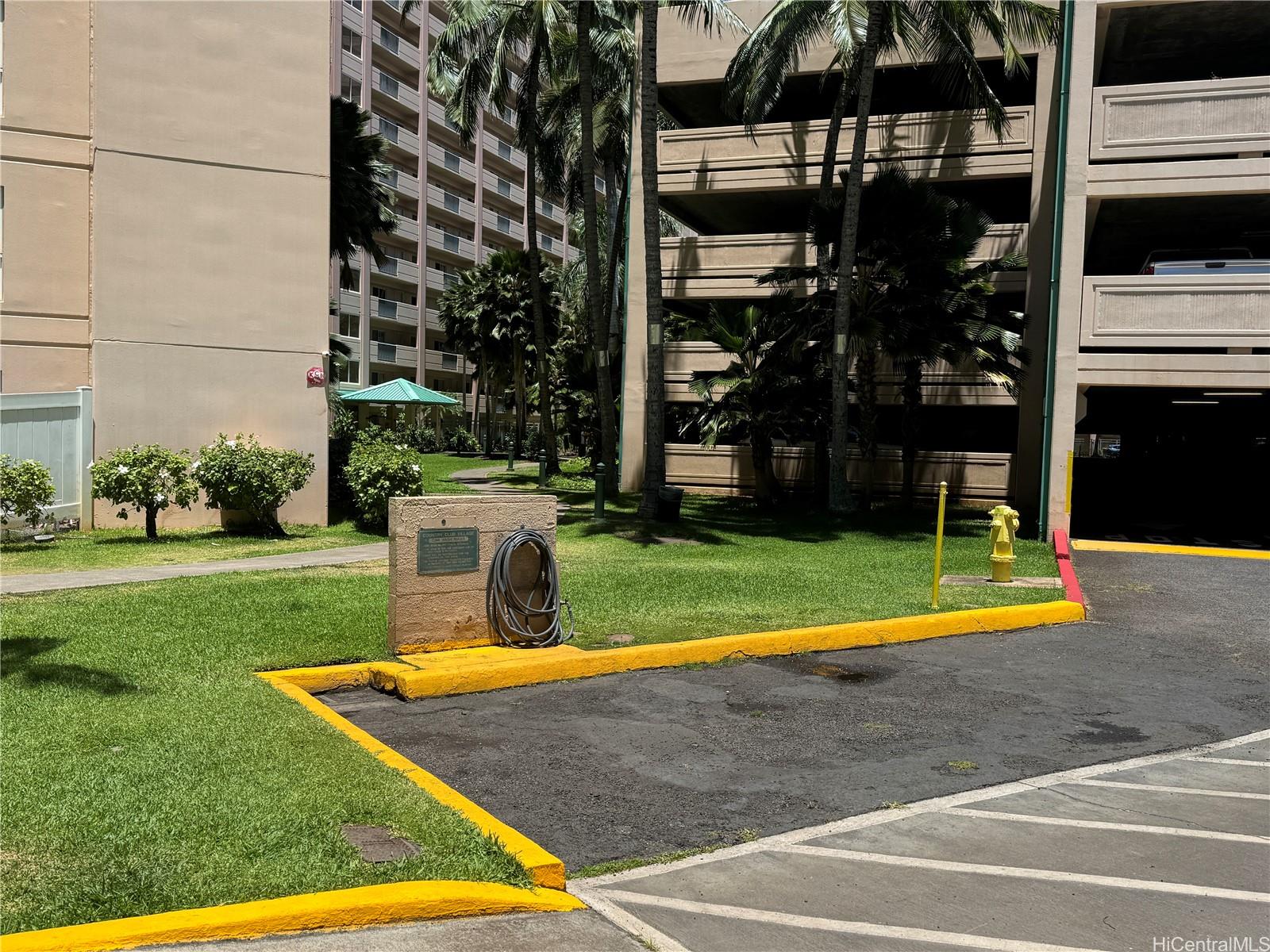 Country Club Village 5 condo # 1102, Honolulu, Hawaii - photo 21 of 25