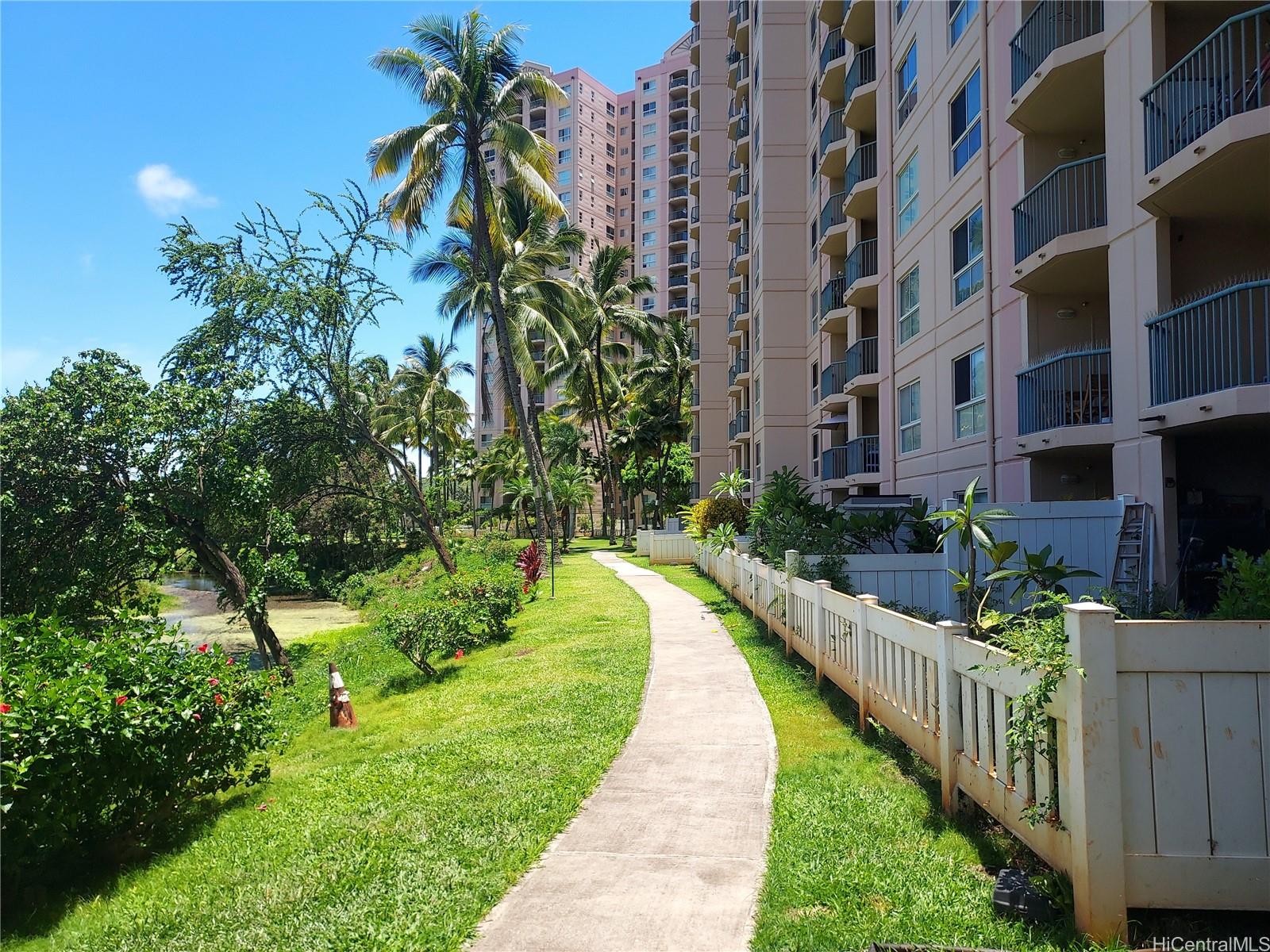 Country Club Village 5 condo # 1504, Honolulu, Hawaii - photo 18 of 22
