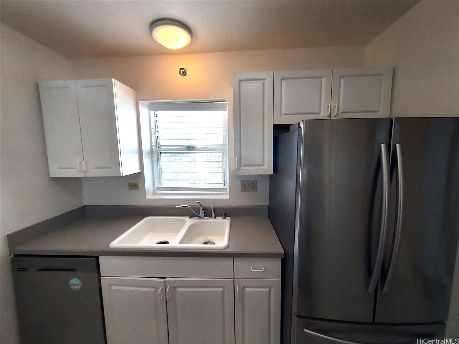 3075 Ala Poha Pl Honolulu - Rental - photo 2 of 18