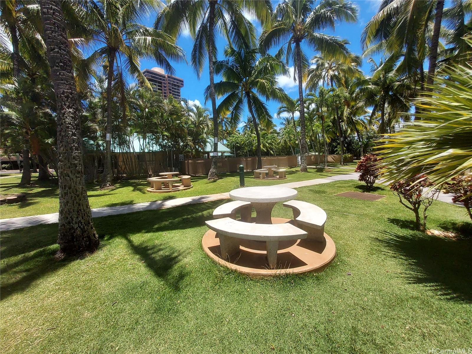 3075 Ala Poha Pl Honolulu - Rental - photo 16 of 18